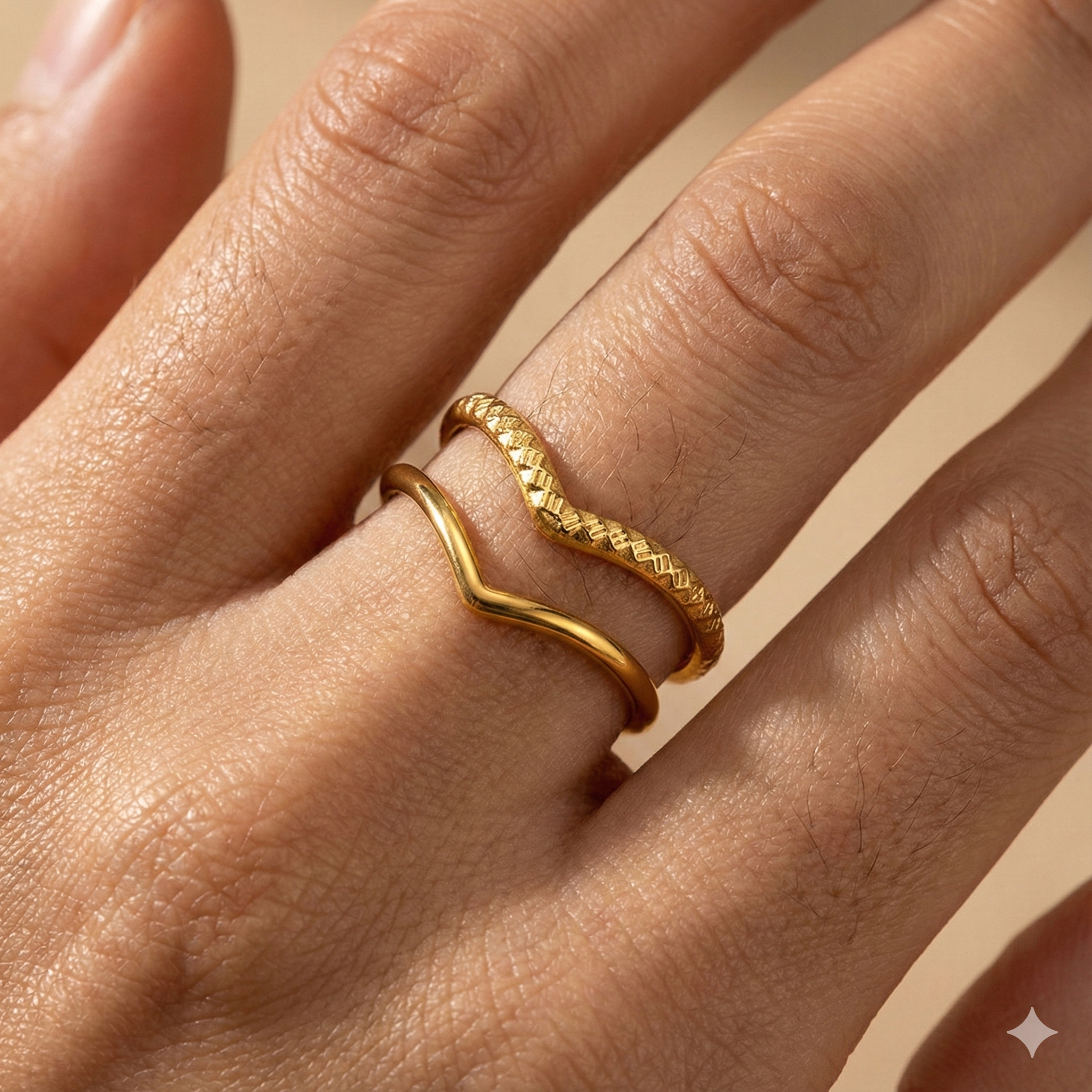 ENQVI | Double V Adjustable Ring